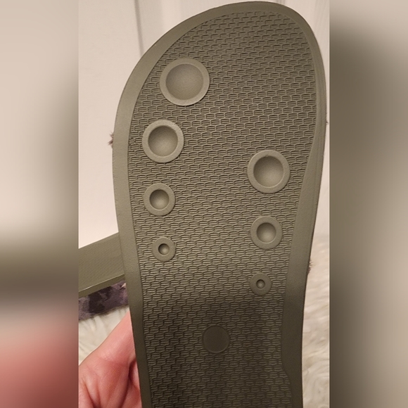 CALME by Johnny Was Space Camo Leather Faux Fur Slides Size 8 - Picture 7 of 8